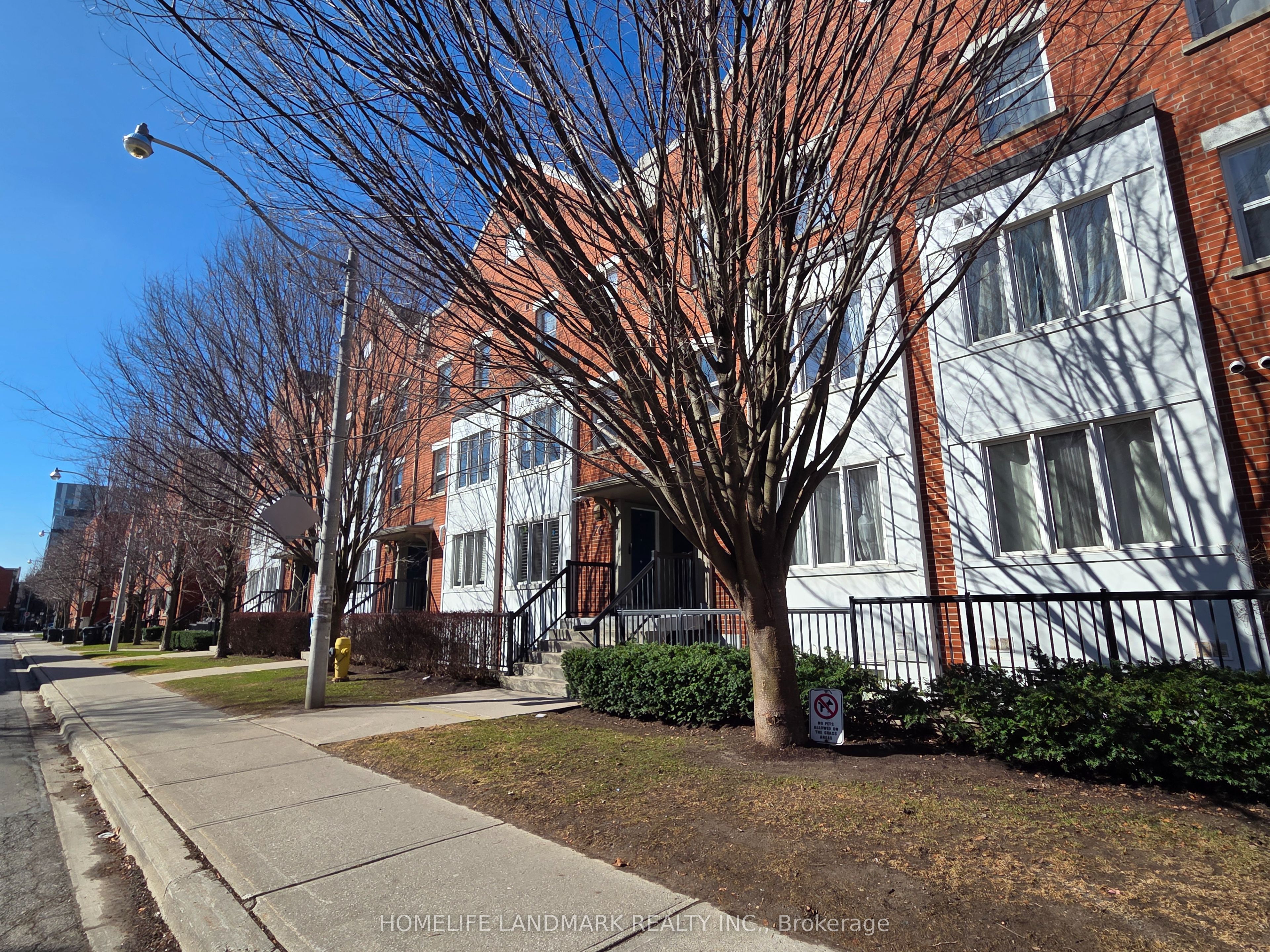 Additional image 3 of 2-74 Munro Street, Toronto, ON, M4M 2S9