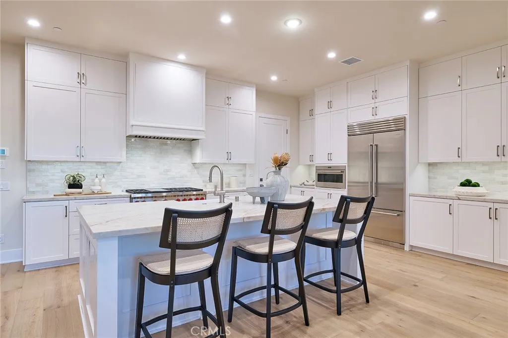 Additional image 61 of 103 Oakstone, Irvine, CA 92618
