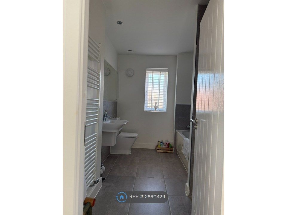 Additional image 14 of 4 bed detached house to rentYardley Way, Bishops Tachbrook, Leamington Spa CV33