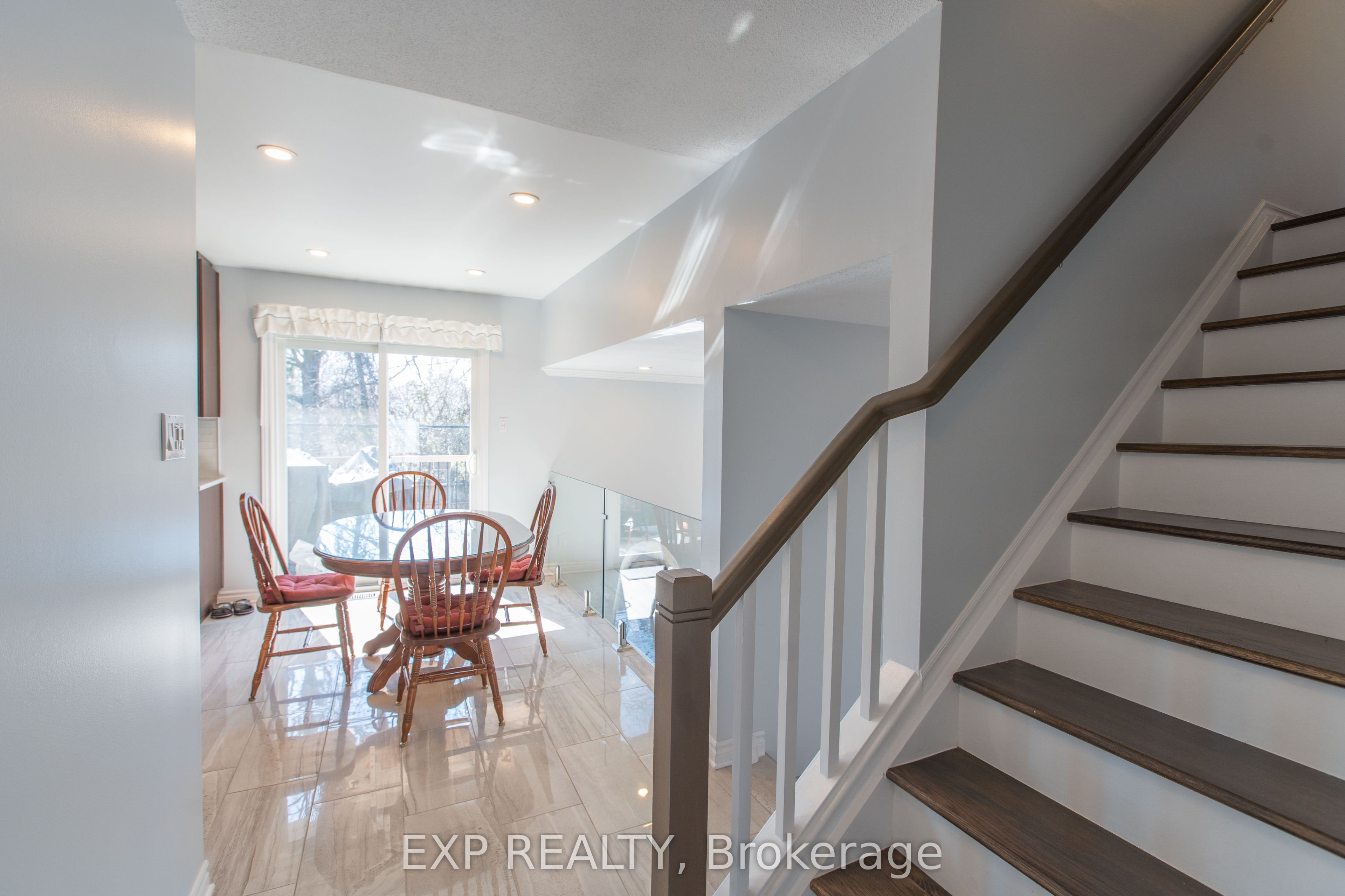 Additional image 5 of 1534 Rosebella Avenue, Ottawa, ON, K1T 1E8