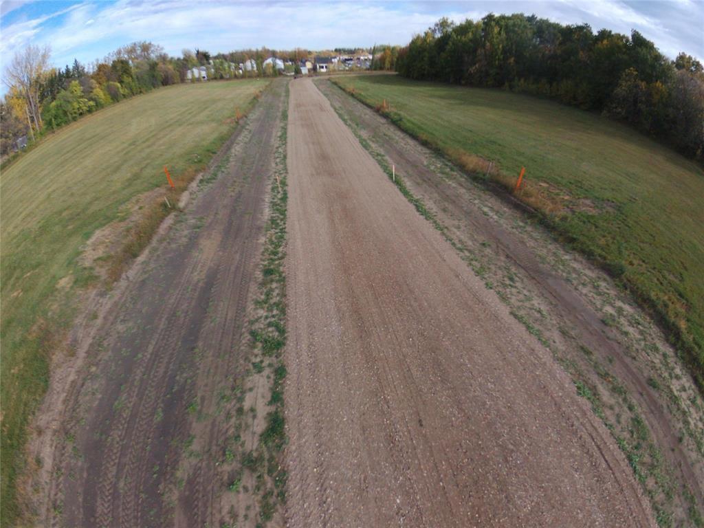 2 Gord Road N