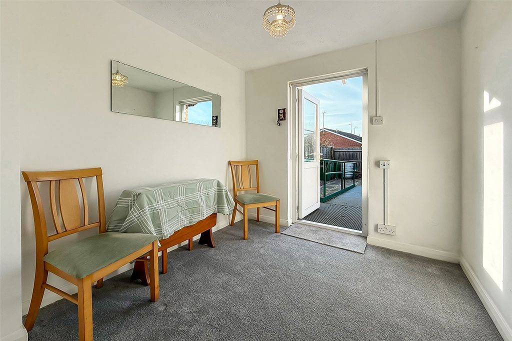 Additional image 11 of 2 bed bungalow for saleAdmirals Walk, Littlehampton, West Sussex BN17