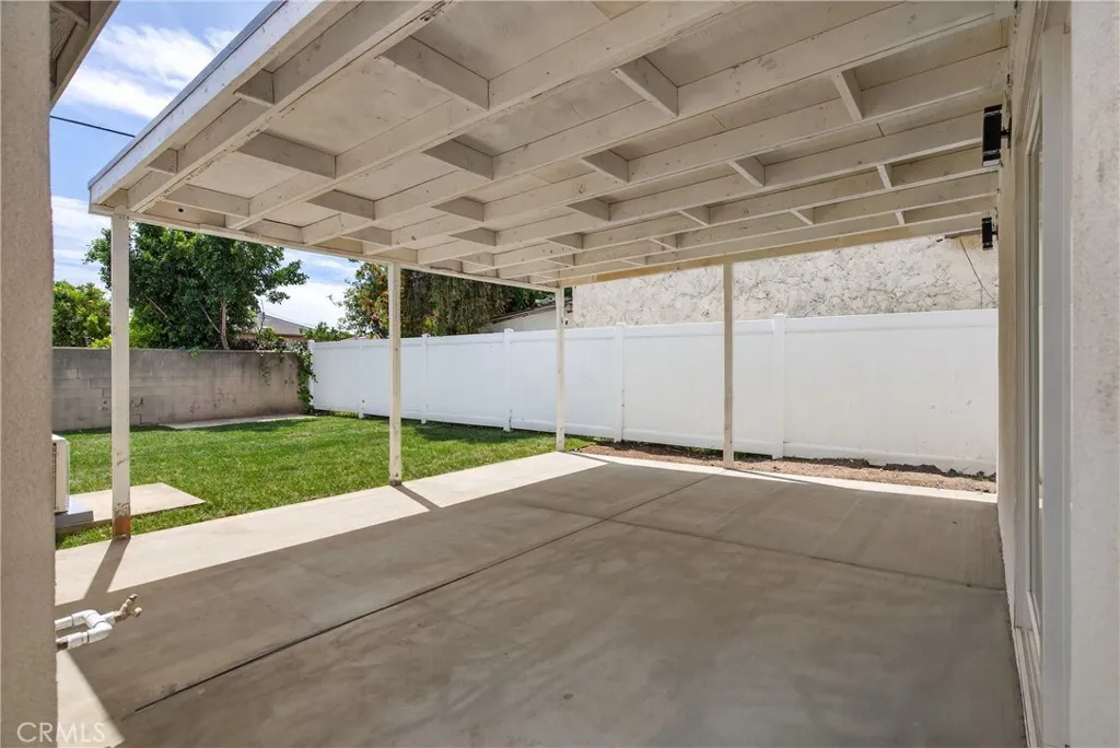 Additional image 31 of 906 W poplar Street, Compton, CA 90220