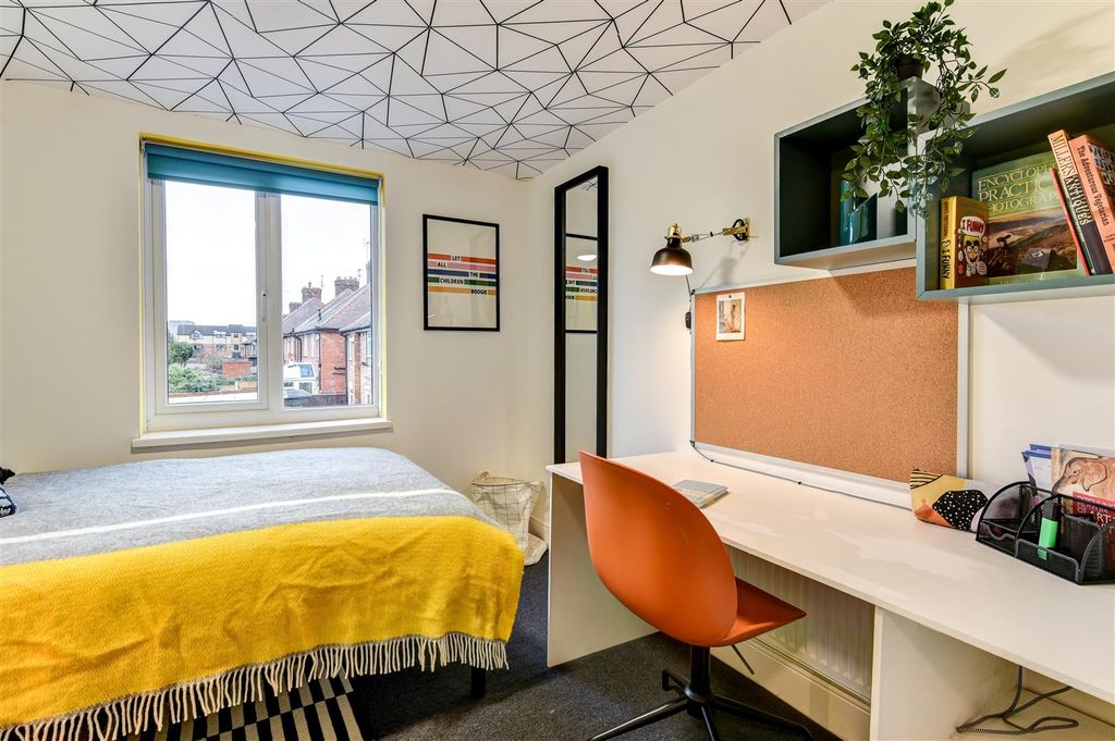 Additional image 15 of 6 bed semi-detached house for saleQueens Road, Beeston, Nottingham NG9