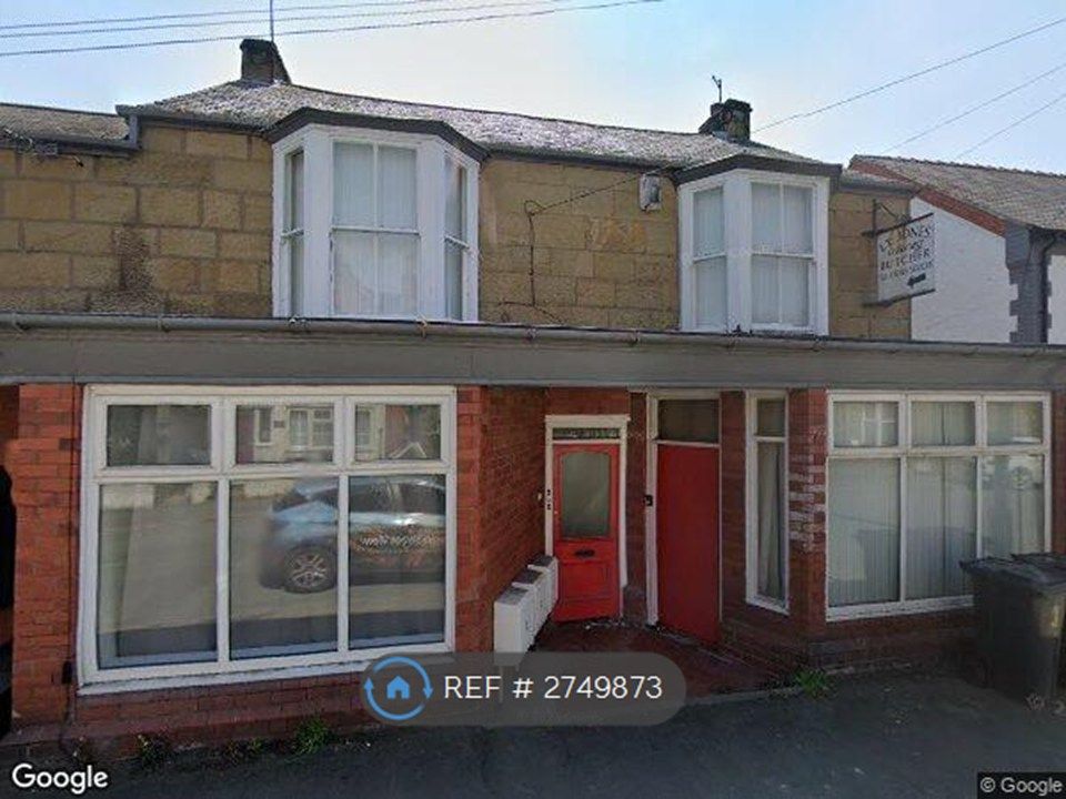 3 bed flat to rentMain Road, Ffynnongroyw, Holywell CH8