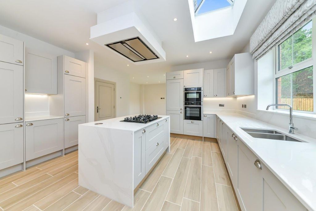 Additional image 30 of 6 bed detached house to rentClaremont Gardens, Norfolk Road, Edgbaston, Birmingham B15