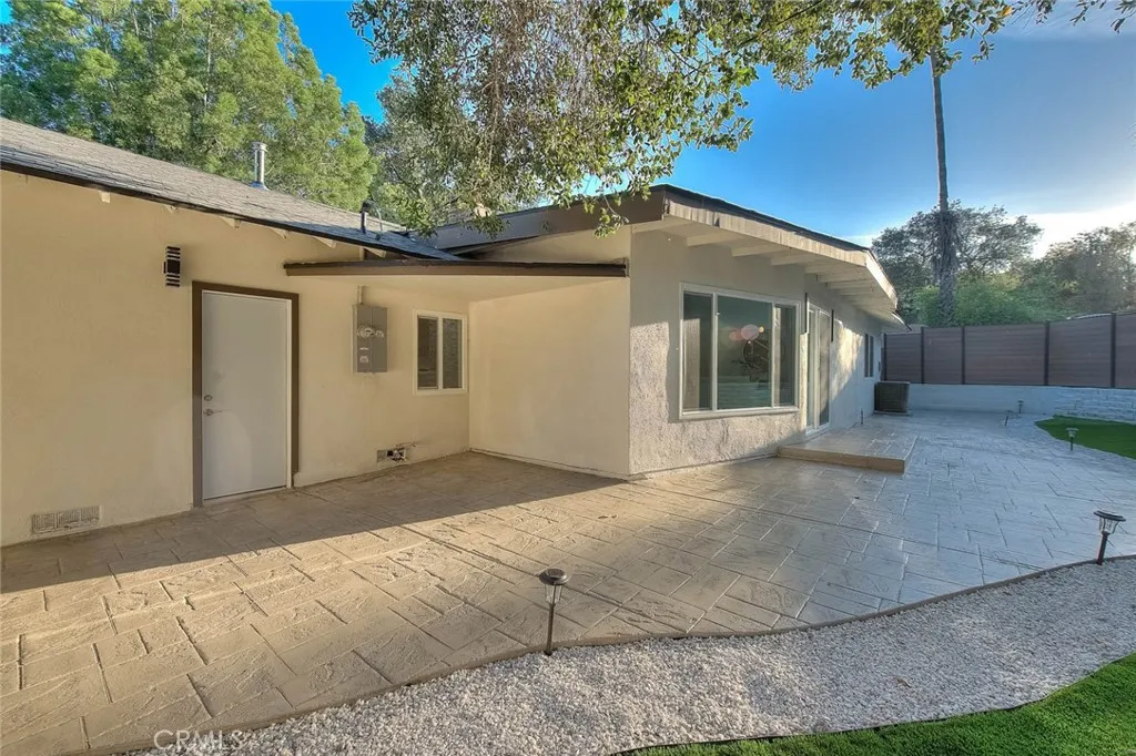 Additional image 142 of 4040 Lehman Rd, La Crescenta, CA 91214