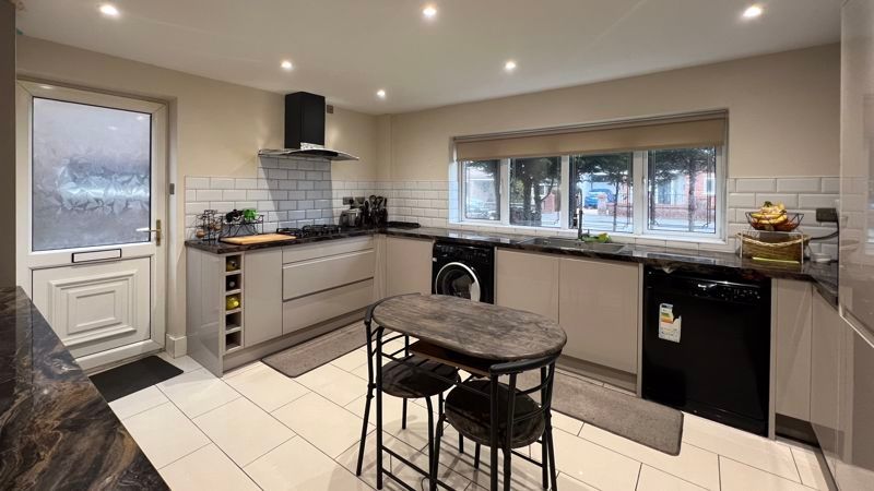 Additional image 3 of 4 bed detached house for saleDartmouth Road, Scunthorpe DN17