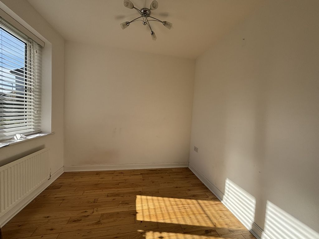 Additional image 4 of 3 bed terraced house to rentBurden Drive Bishopdown, Bishopdown, Salisbury, Wiltshire SP1