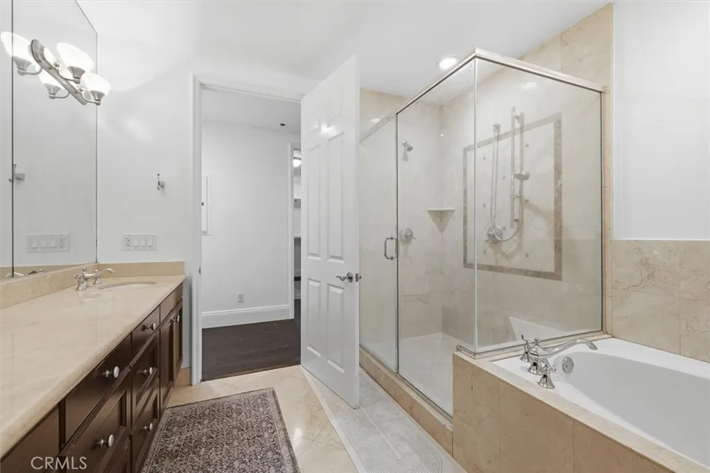 Additional image 16 of 143 N Arnaz Drive Unit 105, Beverly Hills, CA 90211