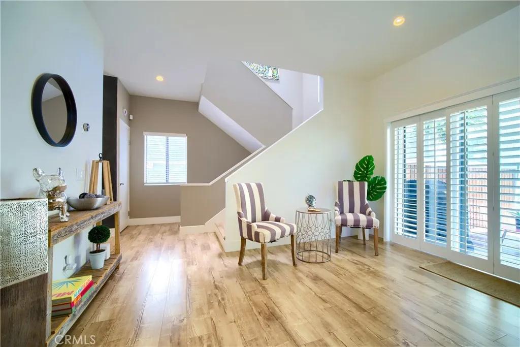Additional image 7 of 1919 Carnegie Ln Unit C, Redondo Beach, CA 90278