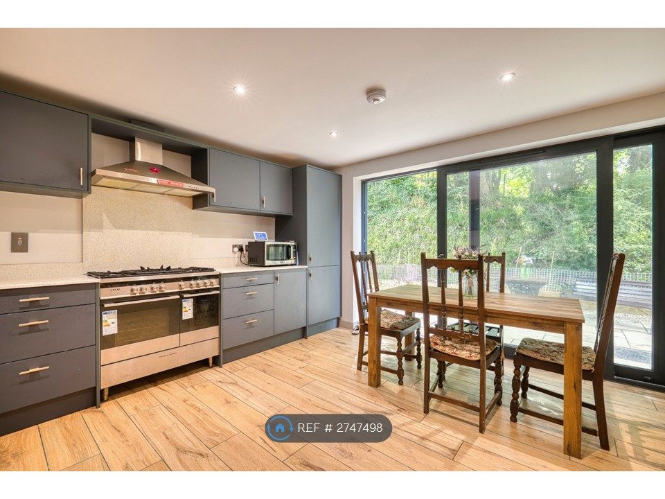 Additional image 3 of 4 bed end terrace house to rentYour New Home Ready For You, Bruton BA10