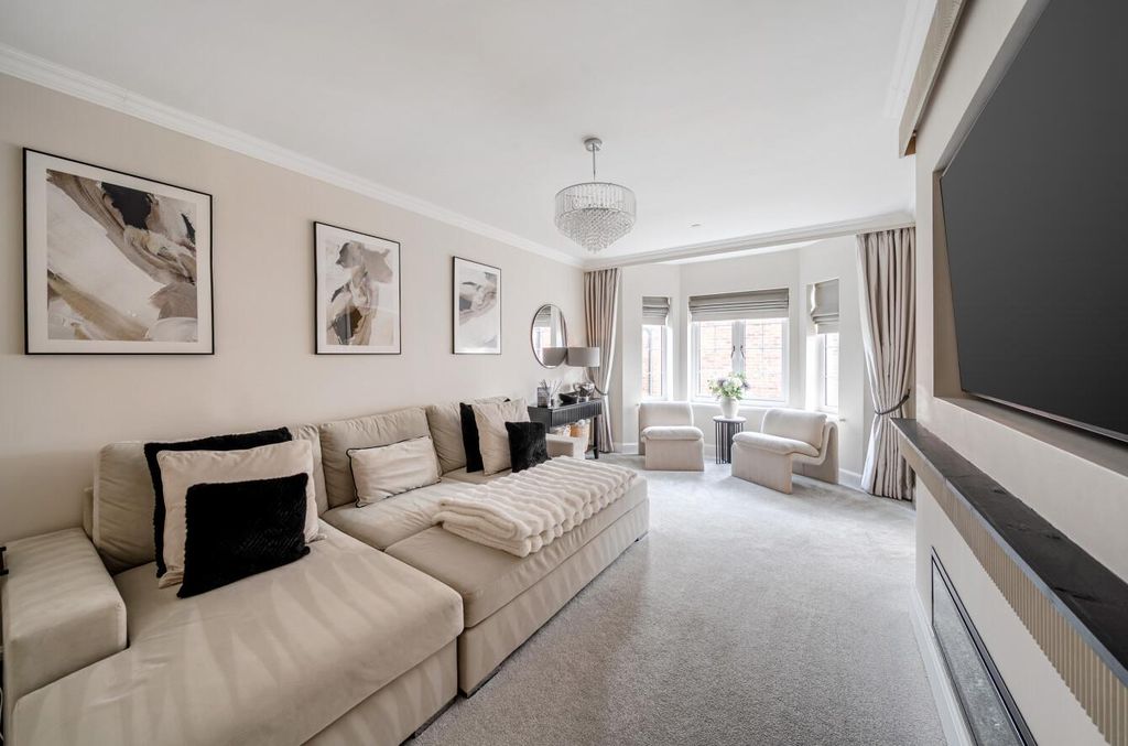 Additional image 5 of 4 bed semi-detached house for saleMillwood Gardens, Killay, Swansea SA2