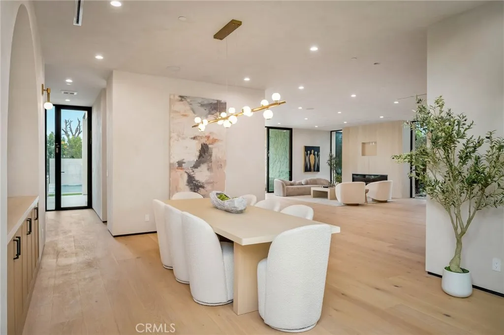 Additional image 93 of 15447 Huston St, Sherman Oaks, CA 91403