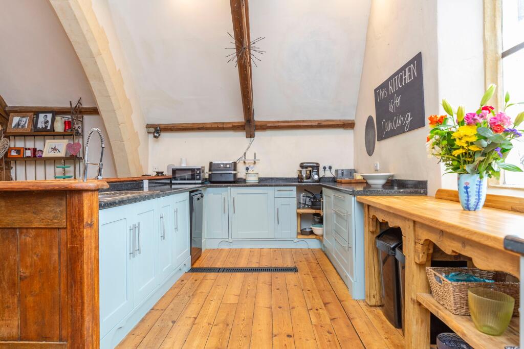 The Old Chapel, Clay Street, Warminster photo 4
