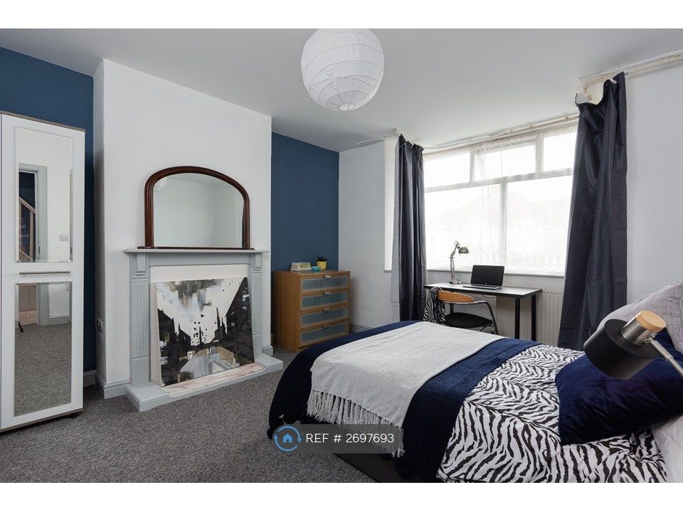 6 bed terraced house to rentFilton Avenue, Horfield, Bristol BS7