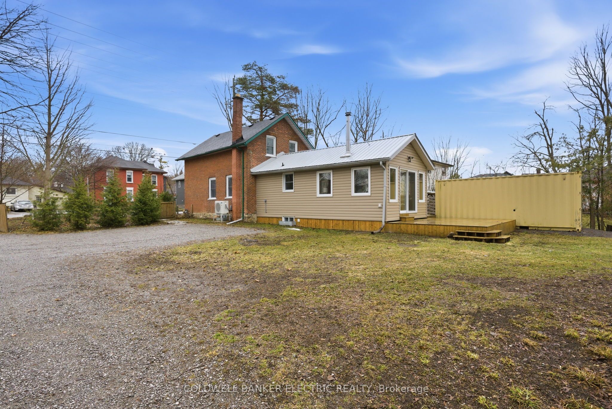 Additional image 3 of 607 Armour Road, Peterborough, ON, K9H 1Z3