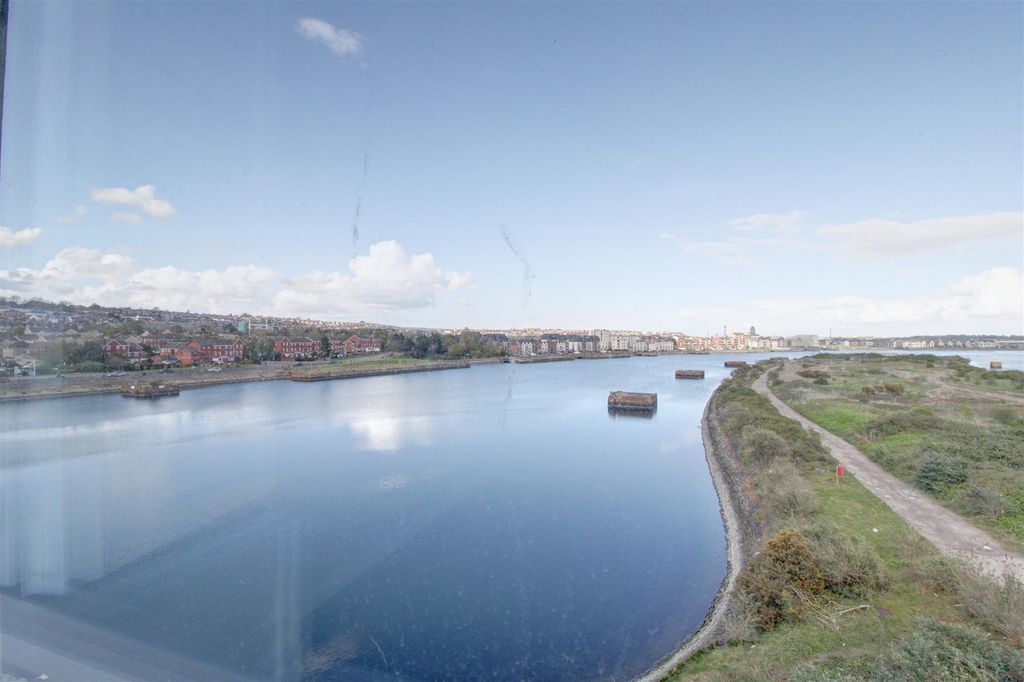 Additional image 4 of 2 bed flat to rentNeptune Road, Barry CF62