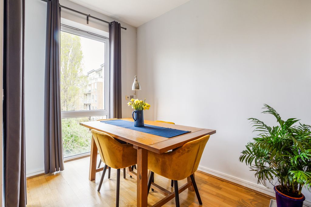 Additional image 8 of 1 bed flat for sale40 Melliss Avenue, Richmond TW9