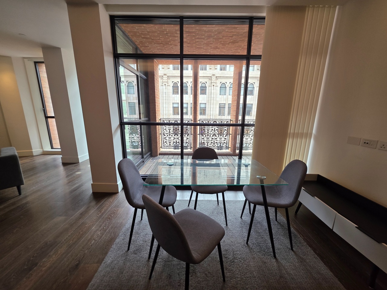 2 Bed Flat, Artillery Row, SW1P, N1 7GU photo 4