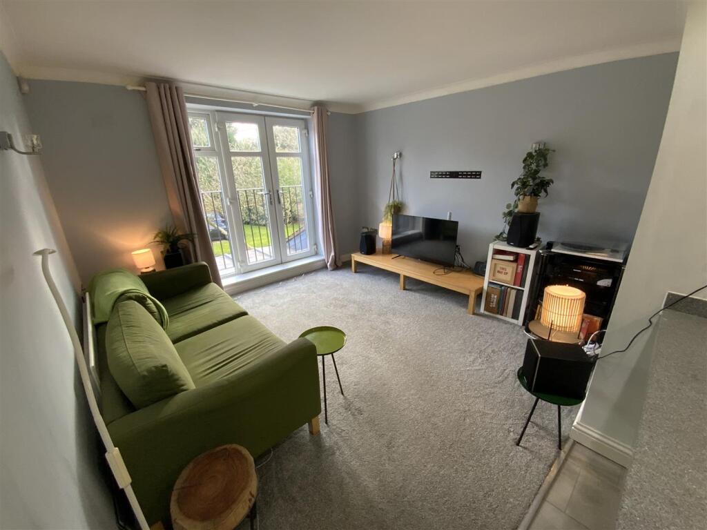 Blossomfield Road, Solihull photo 2