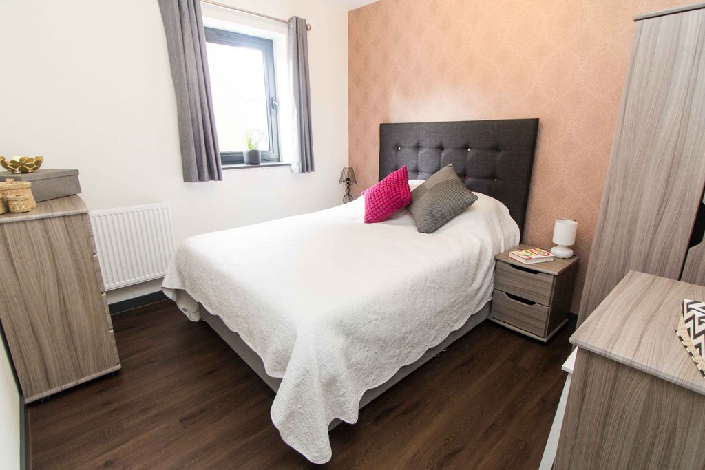 Additional image 5 of 1 bed flat to rentCardigan Lane, Leeds LS4