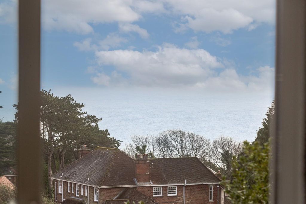 Additional image 17 of 2 bed flat for saleLansdowne, Groves Avenue, Langland, Swansea SA3