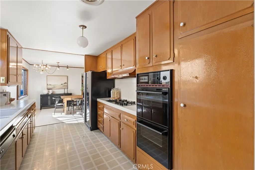 Additional image 10 of 20631 Romar St, Chatsworth, CA 91311