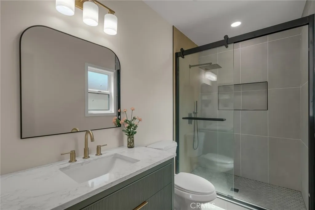 Additional image 21 of 5309 Maymont Dr, Los Angeles, CA 90043