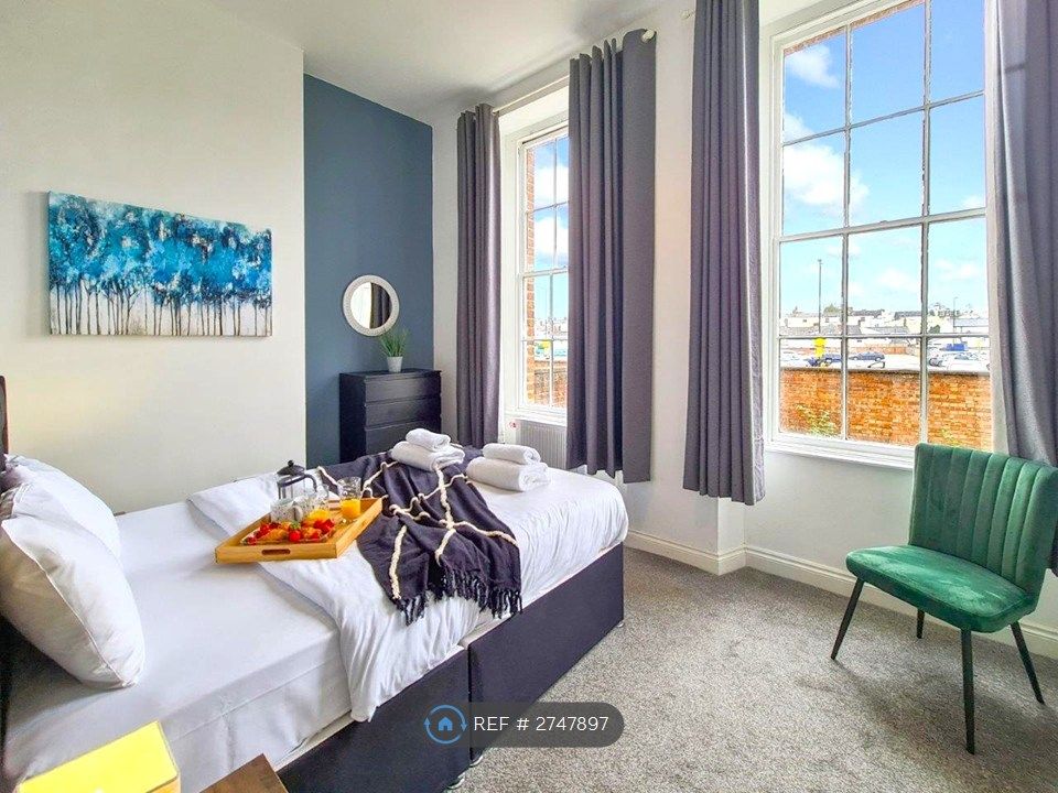 2 bed flat to rentSt. Margarets Road, Cheltenham GL50