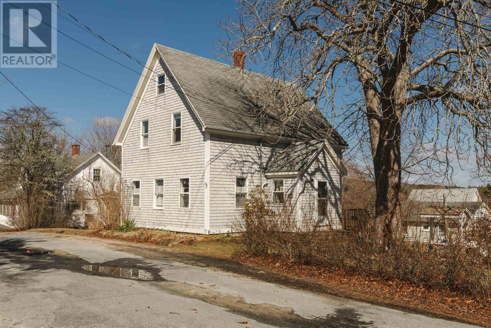 92 Main Street