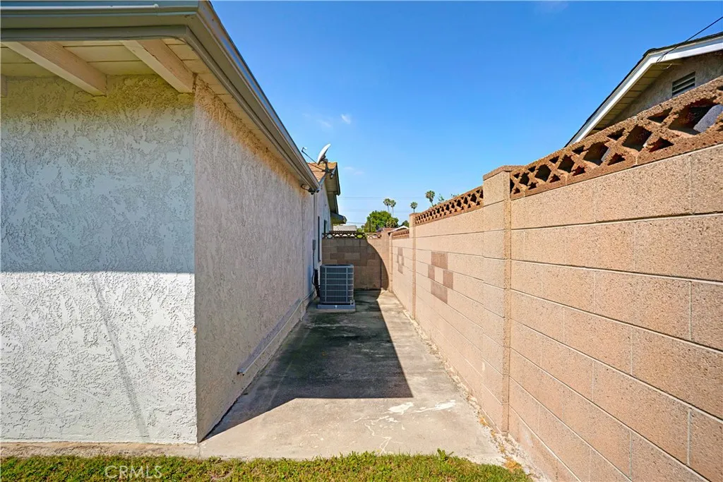 7976 San Marino Dr, Buena Park, CA 90620