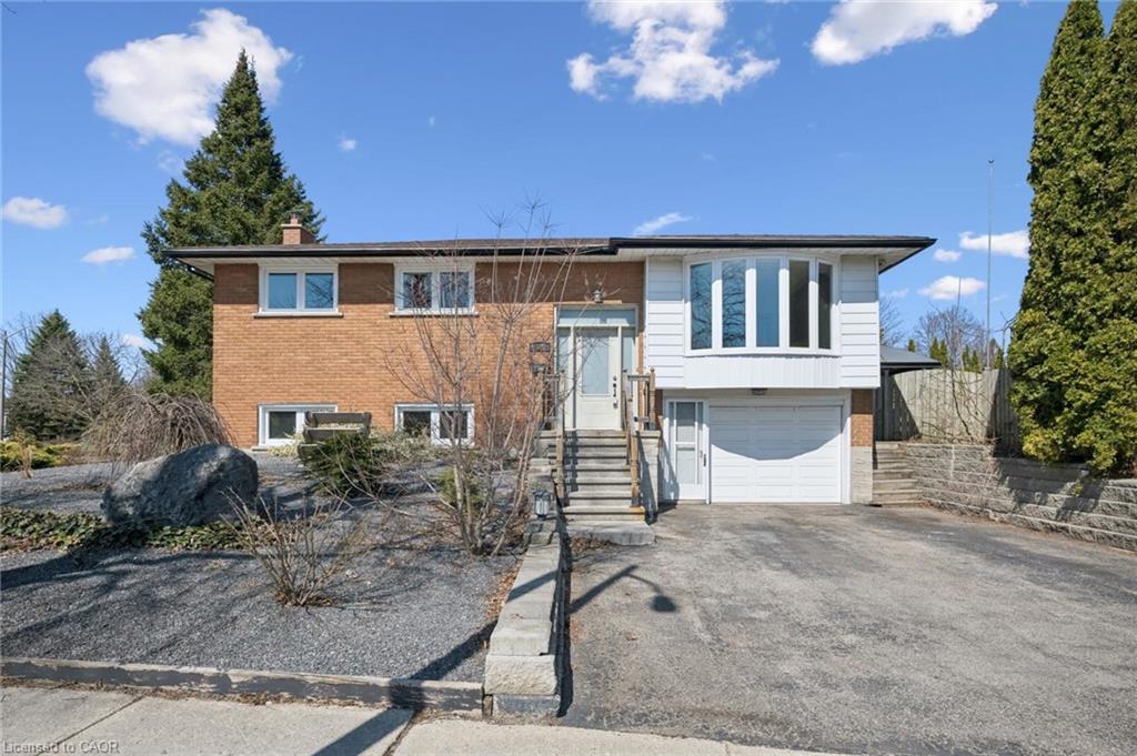 82 Indian Road, Kitchener, ON, N2B 2S5