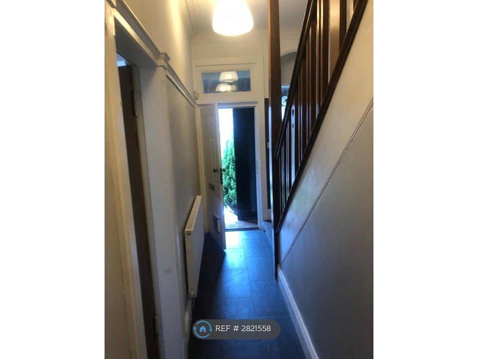 Additional image 12 of 3 bed terraced house to rentParkhill Road, Glasgow G43