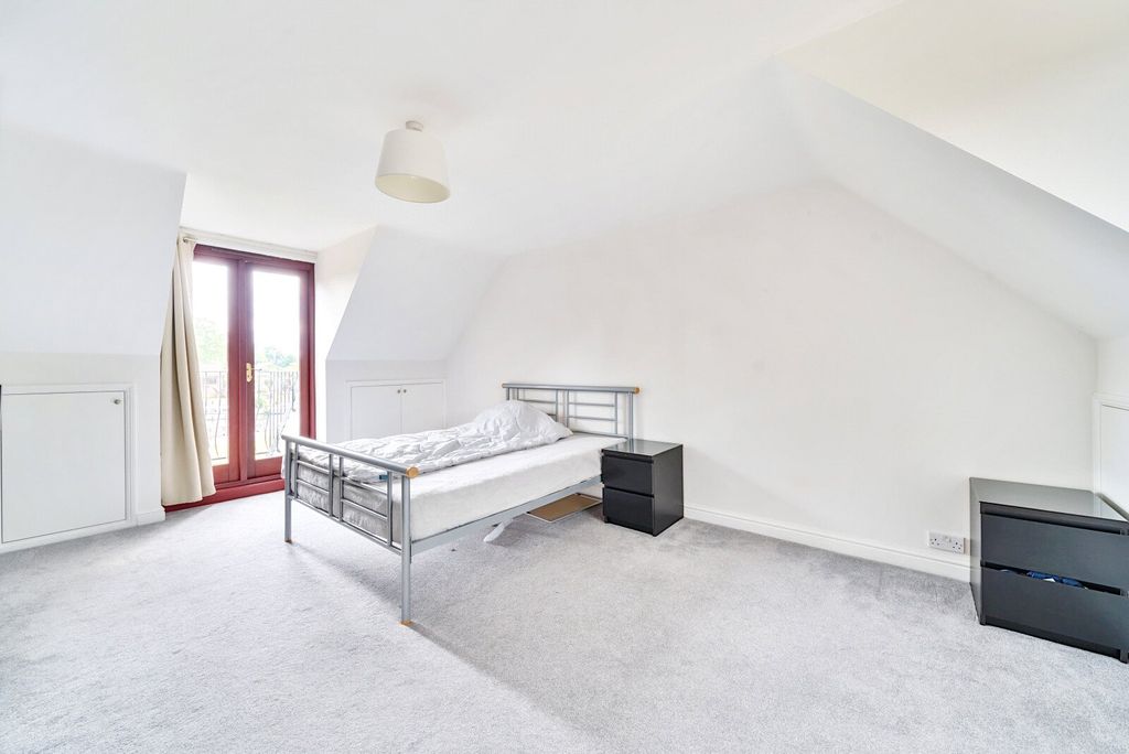 Additional image 14 of 4 bed detached house for saleHamm Court, Weybridge KT13