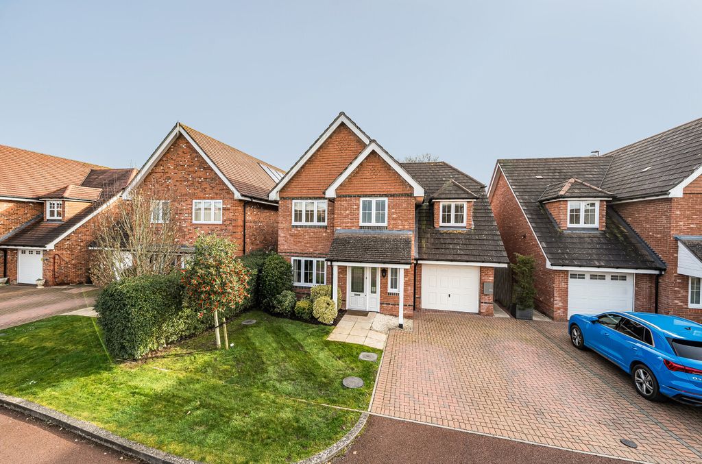 Additional image 34 of 4 bed detached house for saleElen Place, Bracknell, Berkshire RG42