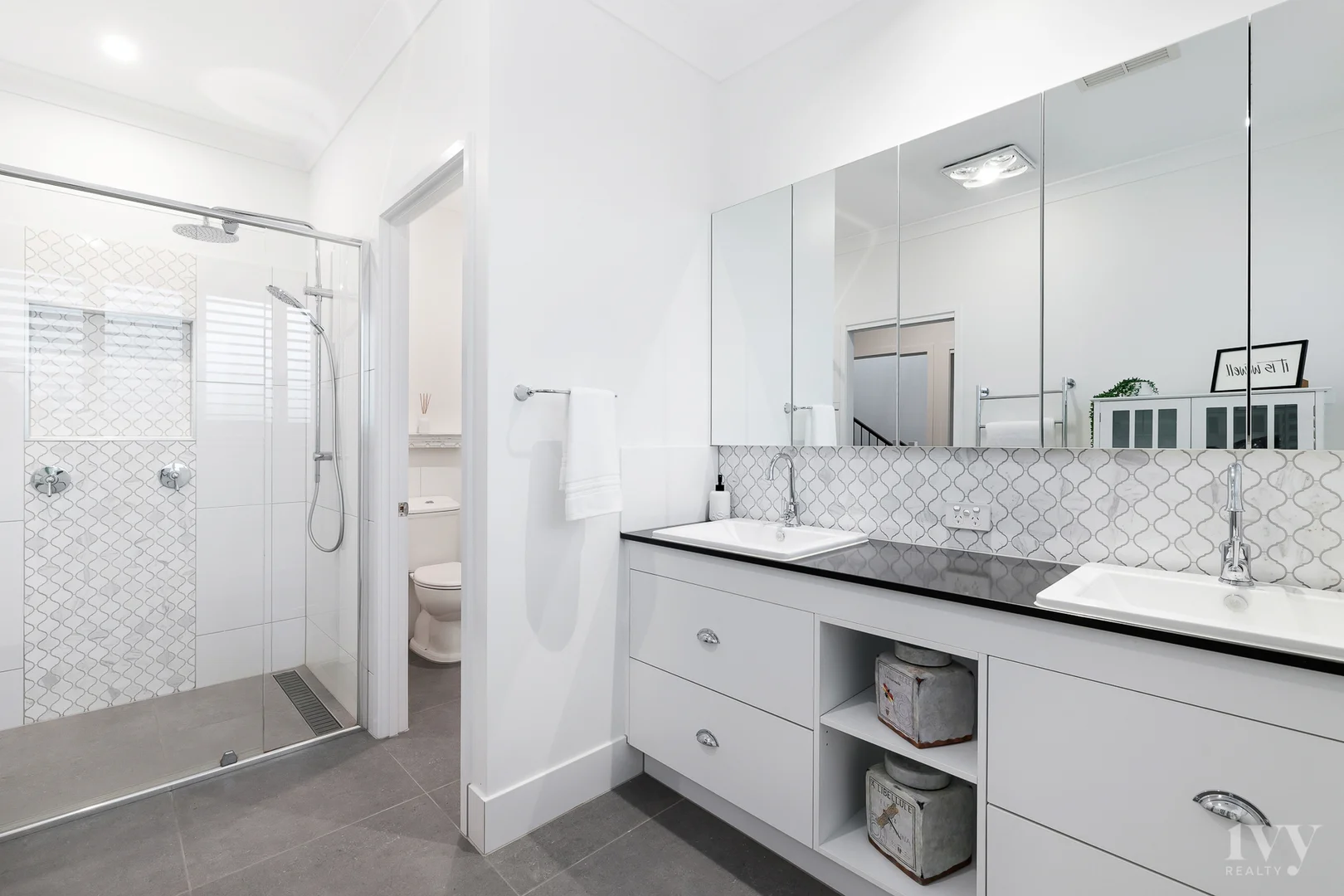 Additional image 11 of 10 Belair Crescent, Paradise Point QLD 4216