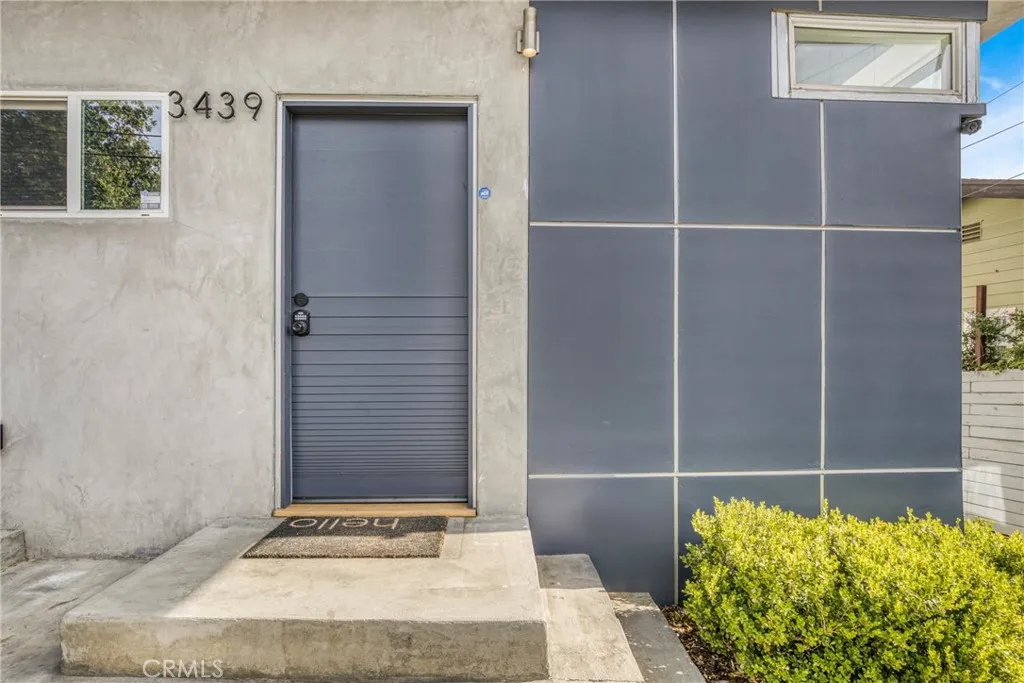 Additional image 4 of 3439 Winslow Dr, Los Angeles, CA 90026