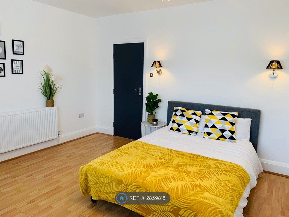 Additional image 7 of 3 bed semi-detached house to rentAshby Road, Scunthorpe DN16