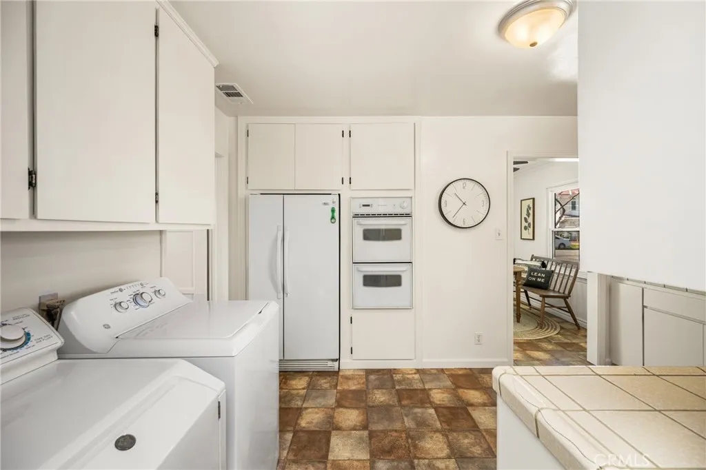 Additional image 75 of 1842 N Greenbrier Rd, Long Beach, CA 90815