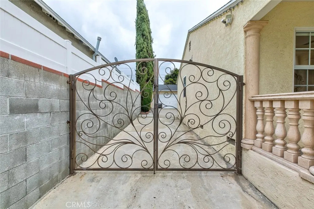 Additional image 5 of 2640 N Keystone Street, Burbank, CA 91504