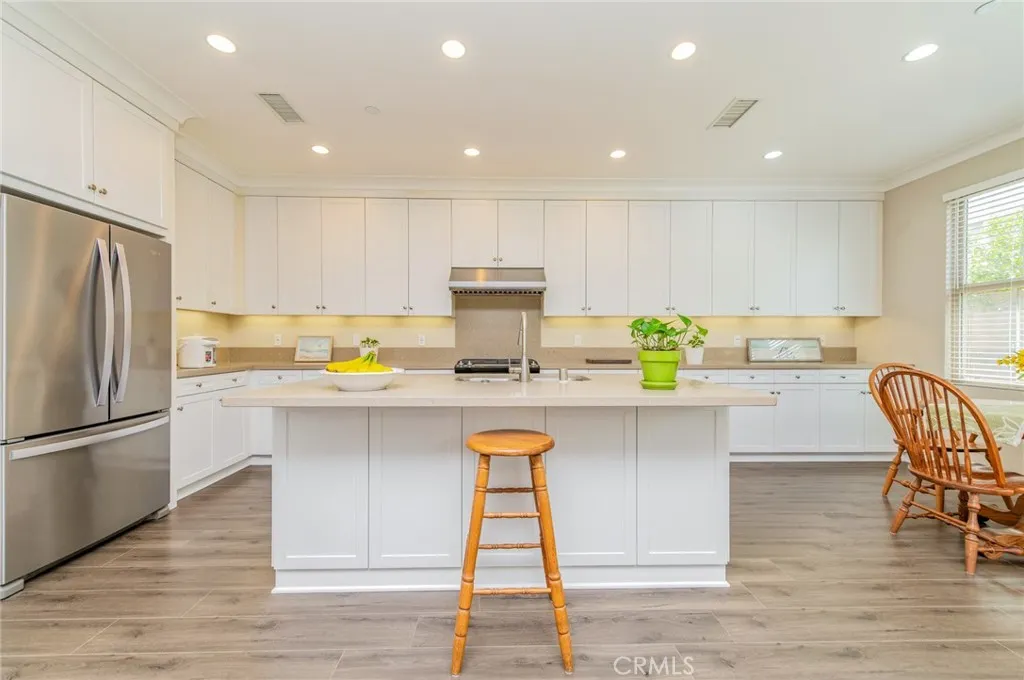 Additional image 8 of 167 Overbrook, Irvine, CA 92620