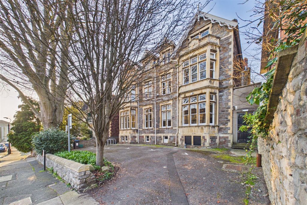Additional image 2 of 8 bed detached house for saleBelgrave Road, Bristol BS8
