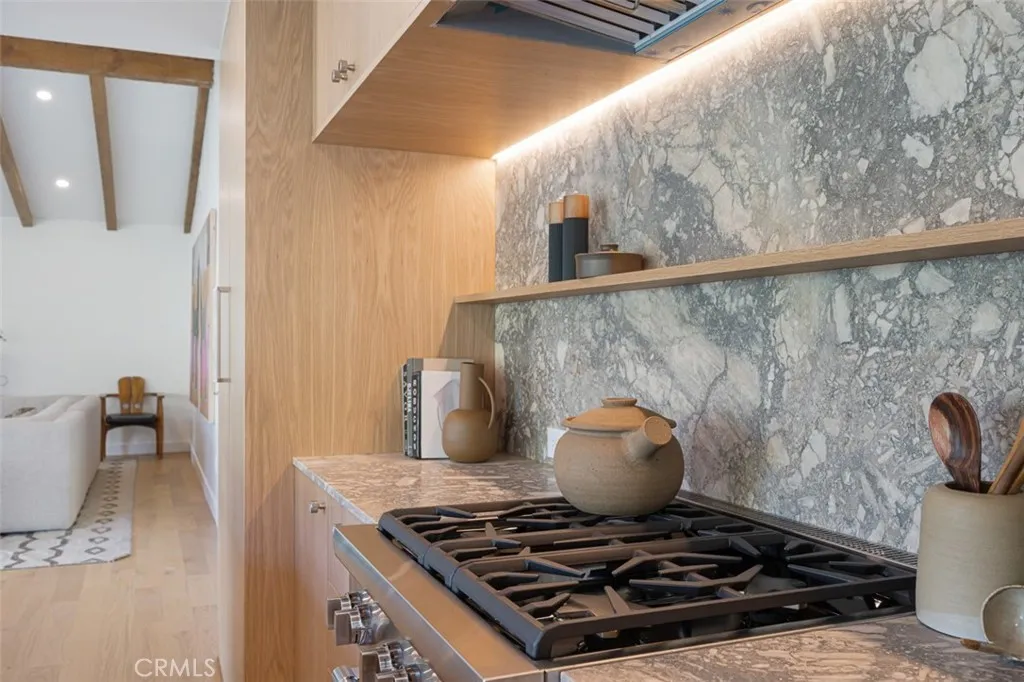 Additional image 12 of 2880 Club House Road, Costa Mesa, CA 92626