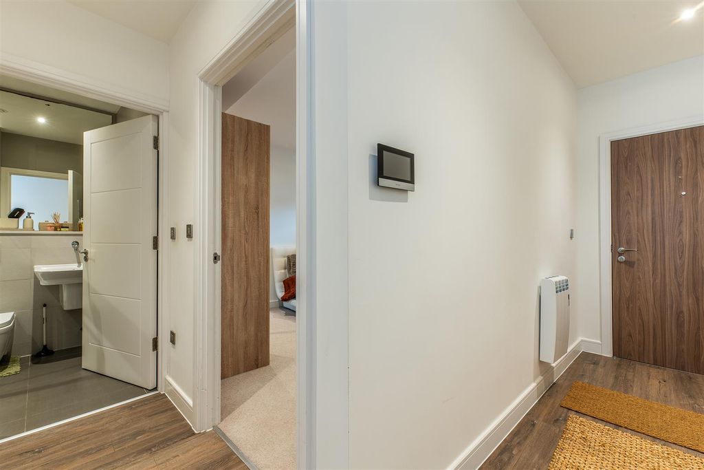 Additional image 7 of 1 bed flat for saleThe Waterside, Pavilion Road, West Bridgford NG2