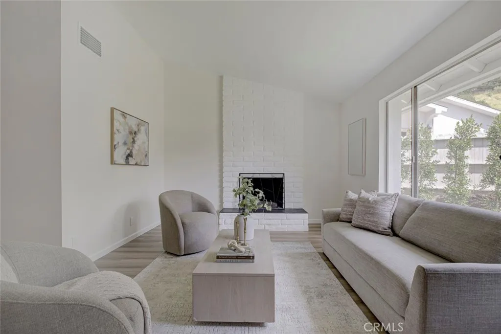 Additional image 50 of 3256 N Frederic St, Burbank, CA 91504