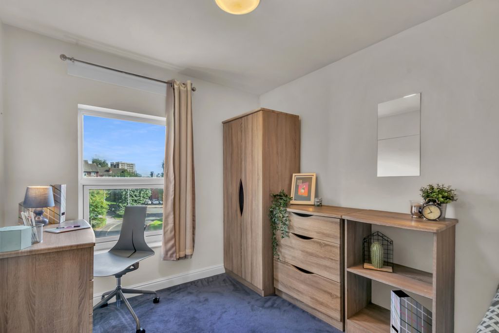 1 bed flat to rentVictoria Terrace, Leeds LS3