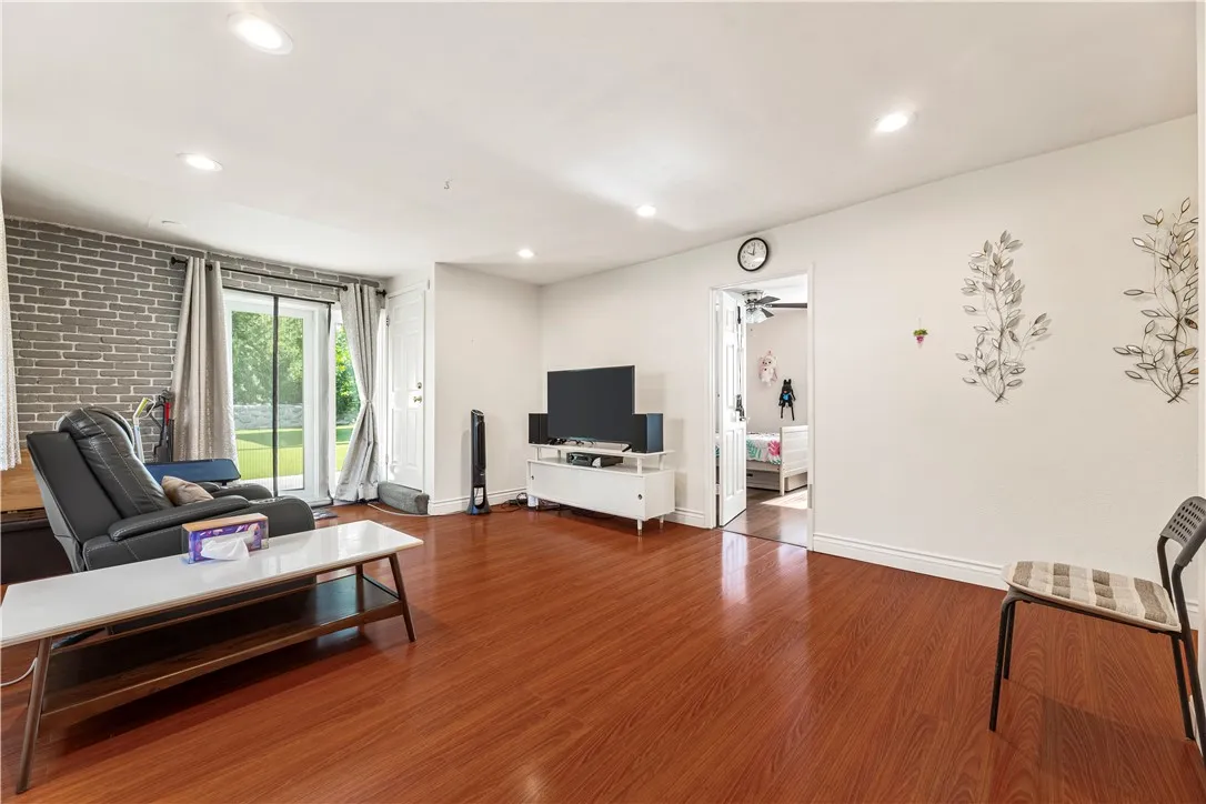 Additional image 48 of 2389 Mayfield Avenue, Montrose, CA 91020