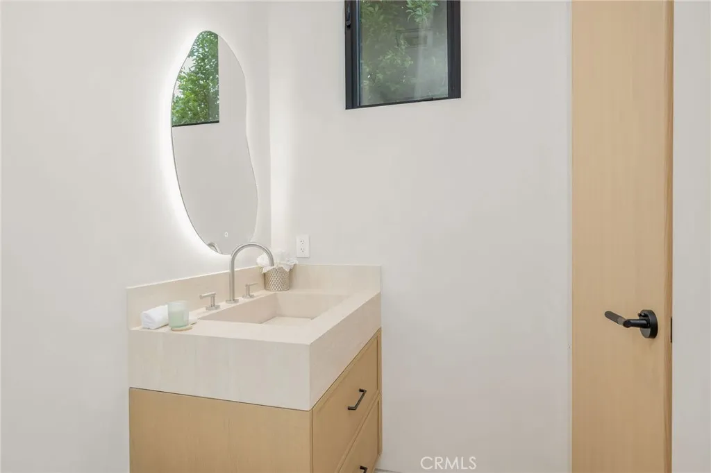 Additional image 106 of 15447 Huston St, Sherman Oaks, CA 91403