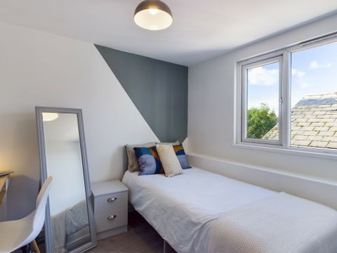 Haydn Avenue, Manchester M14, Room to rent